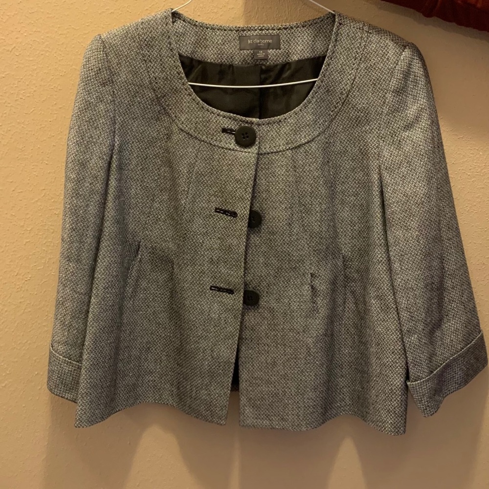 Women’s coat.